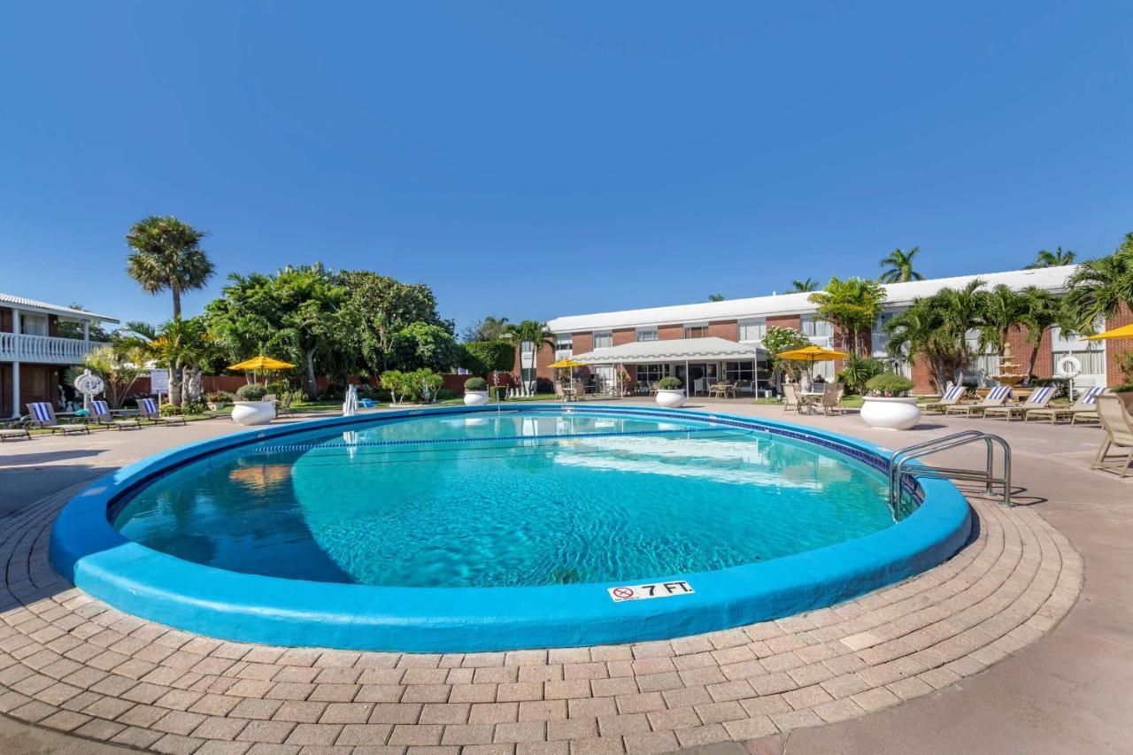 Best Western Palm Beach Lakes West Palm Beach Extérieur photo